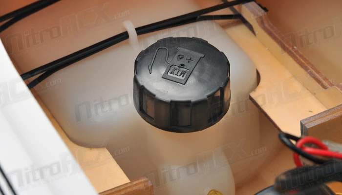 Exceed Racing Fiberglass Vee W/o Clutch Gas Powered RC 1300mm Almost Ready To Run Speed Boat (ARTR) 16 Exceed Racing Fiberglass Vee W/o Clutch Gas Powered RC 1300mm Almost Ready To Run Speed Boat (ARTR) - Image 16