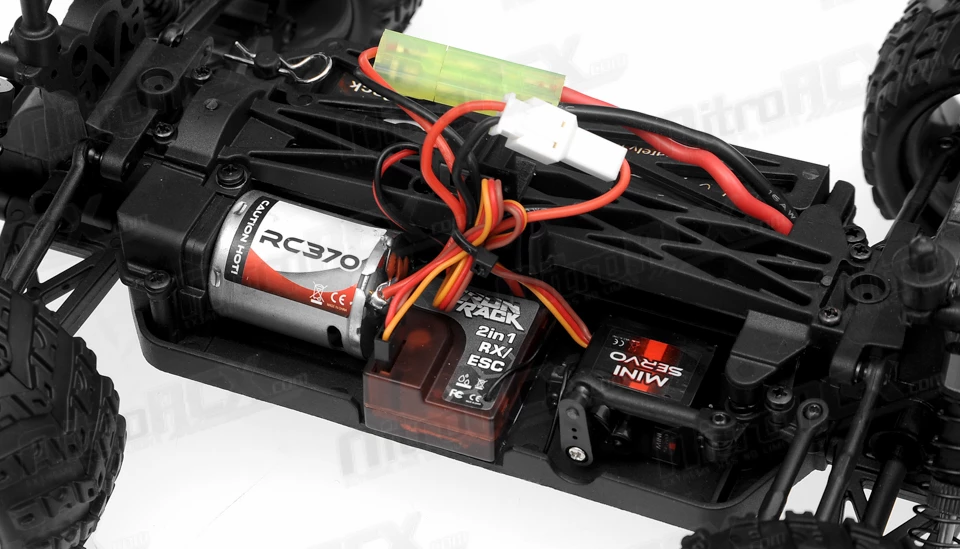 Iron Track Electric Yellow Bus 1:18 4WD Truck Ready To Run RC Remote Control Radio Car 11 Iron Track Electric Yellow Bus 1:18 4WD Truck Ready To Run RC Remote Control Radio Car - Image 11